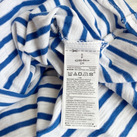 BANANA REPUBLIC Blue & White Coastal Striped 3/4 Sleeve Tie Front Top - Picture 7 of 8